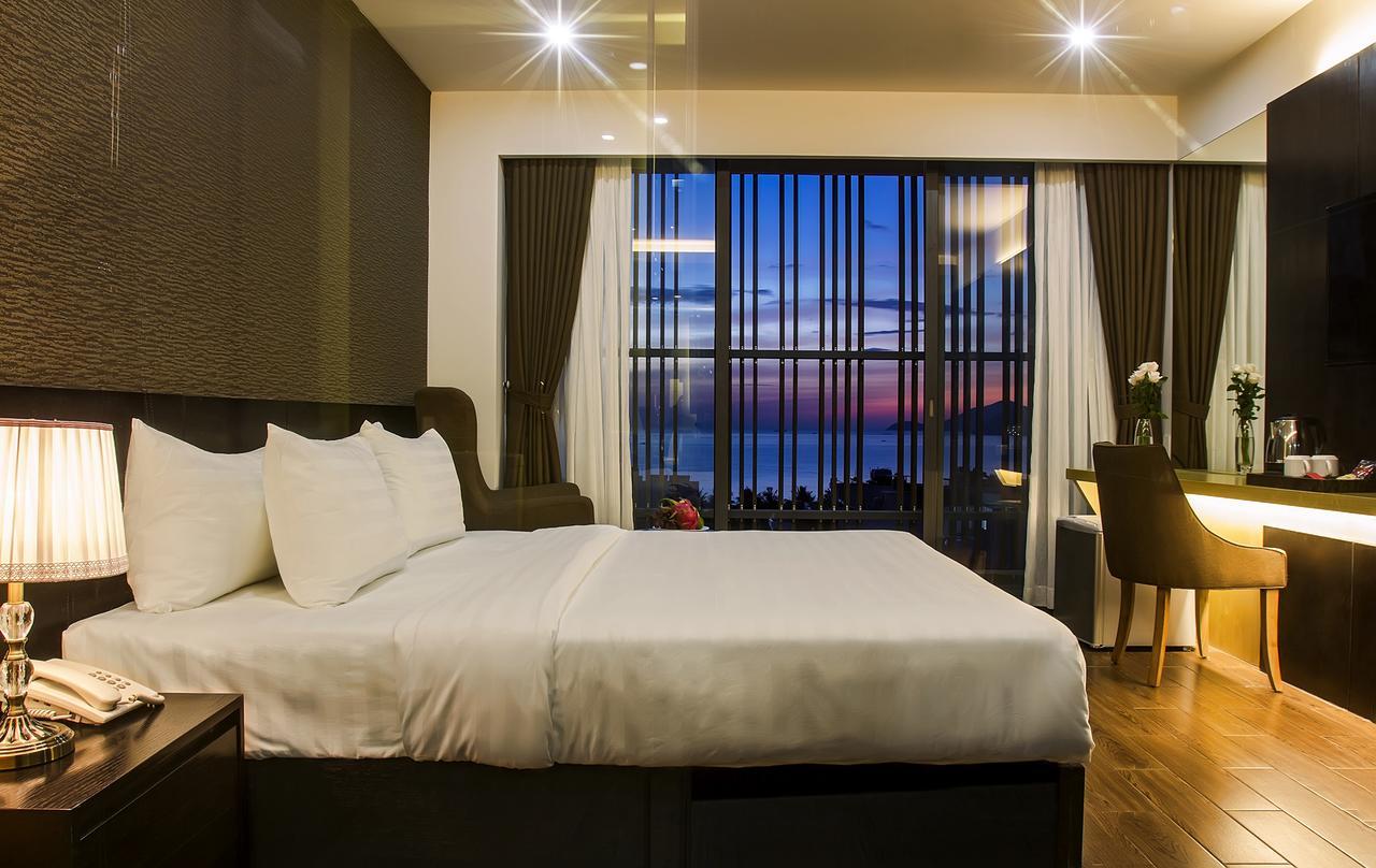Golden Hotel Нячанг Экстерьер фото