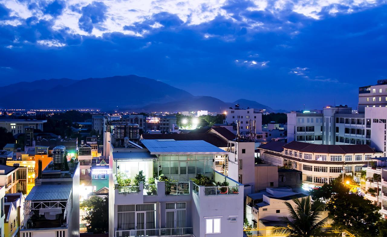 Golden Hotel Нячанг Экстерьер фото